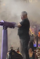 Basah kuyup! King Sing terharu berbilang kaum sertai Festival Muzik Air -“Cukup bermakna”