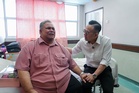 Guna duit poket sendiri! Steven Sim langsaikan kos rawatan pensyarah zaman belajar