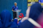 “Alhamdulillah, letaklah jawatan” -Tok Mat jawab hasrat Nga Kor Ming berundur