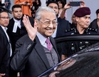 Tanpa mengira parti! Tun Mahathir seru pengundi Melayu utamakan calon Melayu