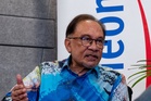 PM Anwar rayu jangan dengar kempen laga-lagakan kaum -“Yang ruginya rakyat di bawah”
