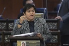 Tak boleh didedahkan! Butiran transaksi saham Azam Baki bukan dokumen awam – Azalina