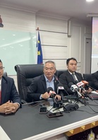 DAP sah keluar kerajaan Melaka, Khoo tanya -“Bila Akmal nak letak jawatan?”