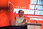 Anwar minta perhatian Prabowo, masalah babit pelaburan FELDA di Indonesia