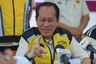 Pokok tumbang ragut nyawa? Ahmad Maslan jawab bukan tanggungjawab JKR! Pokok di tepi jalan bidang kuasa PBT