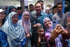 PM Anwar tempelak ‘penunggang’ Islam, Melayu! Riuh melaung bangsa, akhlak & idealisme pula diketepikan