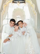 Momen anak-anak salam cium tangan sebelum ke sekolah cukup berharga -Syed Saddiq