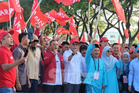 Independent candidate, Saifuddin and Amirudin add colour to Puteri Wangsa nomination day
