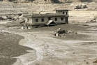 Nepal floods: 55 Malaysians in Kathmandu remain uncontactable - Wisma Putra