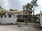 Car with Prisons Department logo seen entering Najib’s Jalan Langgak Duta residence