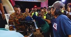 Selepas 14 Hari Hilang Di Hutan, Pelukan Anak Jaslinda Buat Ramai Sebak