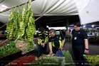 DBKL Keluar Kompaun, Sita Barangan Penjaja Warga Asing Di Pasar Selayang