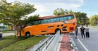 Pemandu Cedera, Bas Bawa 32 Penuntut Kolej Terbabas