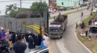 Mek Jeram Jadi Tumpuan, Penduduk Berpusu-Pusu Datang Tengok Sebelum Dipindahkan