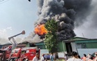 Sembilan Lot Kilang Terbakar Di Bercham, Seorang Lelaki Melecur