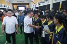 100 Pelajar B40 Parlimen Teluk Intan Terpilih Sertai Program Anak Angkat Menteri KPKT