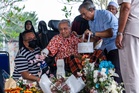 Wajah Tun M Sayu Ziarah Pusara Tun Dr Hasmah