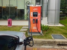JomCharge在Oasis Damansara重新推出120kW直流充电桩