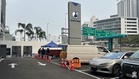 无拉港腾势展厅正在部署比亚迪闪充桩