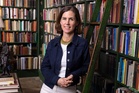King appoints historian as Queen Elizabeth’s royal biographer
