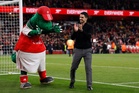 Resolute Arsenal do it the hard way but Premier League title now within grasp