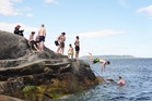 Saturday hits 27.7C as potential heatwave sparks health warnings