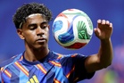 Spain vs Saudi Arabia LIVE: Lamine Yamal starts World Cup clash after recovering from injury
