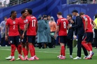 England fans boo hydration break as heavy rain showers New York Stadium