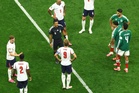 Mexico v England LIVE: Three Lions clinging on with 10 men after bold late change in thrilling World Cup last-16 tie