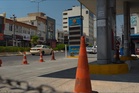 Drivers endure overnight gas lines as a war-driven fuel shortage grips Iraq's Kurdish region