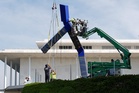 Kennedy Center disassembles 'Blue' sculpture from its grounds