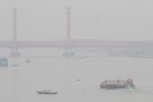 More schools close in Indonesia due to worsening haze from forest fires