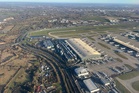 Heathrow’s third runway should only be approved if emissions are reduced, report advises
