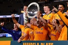 Australia stun South Africa to secure dramatic win with just 11 players