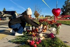 Governor praises local who helped end the mass shooting at an Oregon elementary school