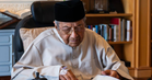 ‘Sehari dua ini saya cuba ke pejabat tetapi upaya masih belum begitu kuat’ – Tun M