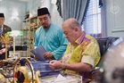 Sultan Ibrahim receives report on new mosque construction in Johor