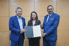 Hannah congratulates Thiyagaraj on KL advisory board role
