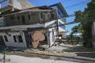 Philippine quake death toll hits 41 as outdoor hospitals treat survivors