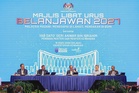 Political stability key to attracting investors, says Anwar