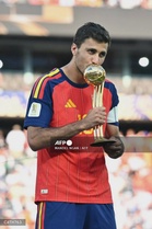 Rodri arrives at Barcelona to complete his ‘dream’ move