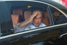 Anwar selamat jalani pembedahan hernia perut