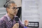 Fahmi urges public to verify social media claims on government aid