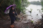 Kanak-kanak lima tahun maut dicampak ke sungai