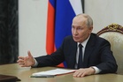 Putin tells Iran Russia ready to mediate Middle East war