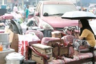 Kecuaian memasak menyebabkan kebakaran besar di Kampung Bahagia, 9,000 hilang tempat tinggal