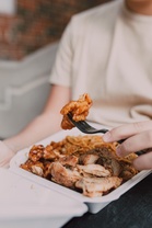 Why Some Foods Taste Better When You Eat Them With a Plastic Fork