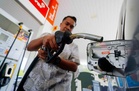 Harga diesel, RON95 turun 5 sen