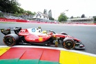 F1: Hamilton teruja prestasi jentera Ferrari