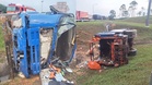 Pemandu maut, tiga cedera lori sampah terbabas
